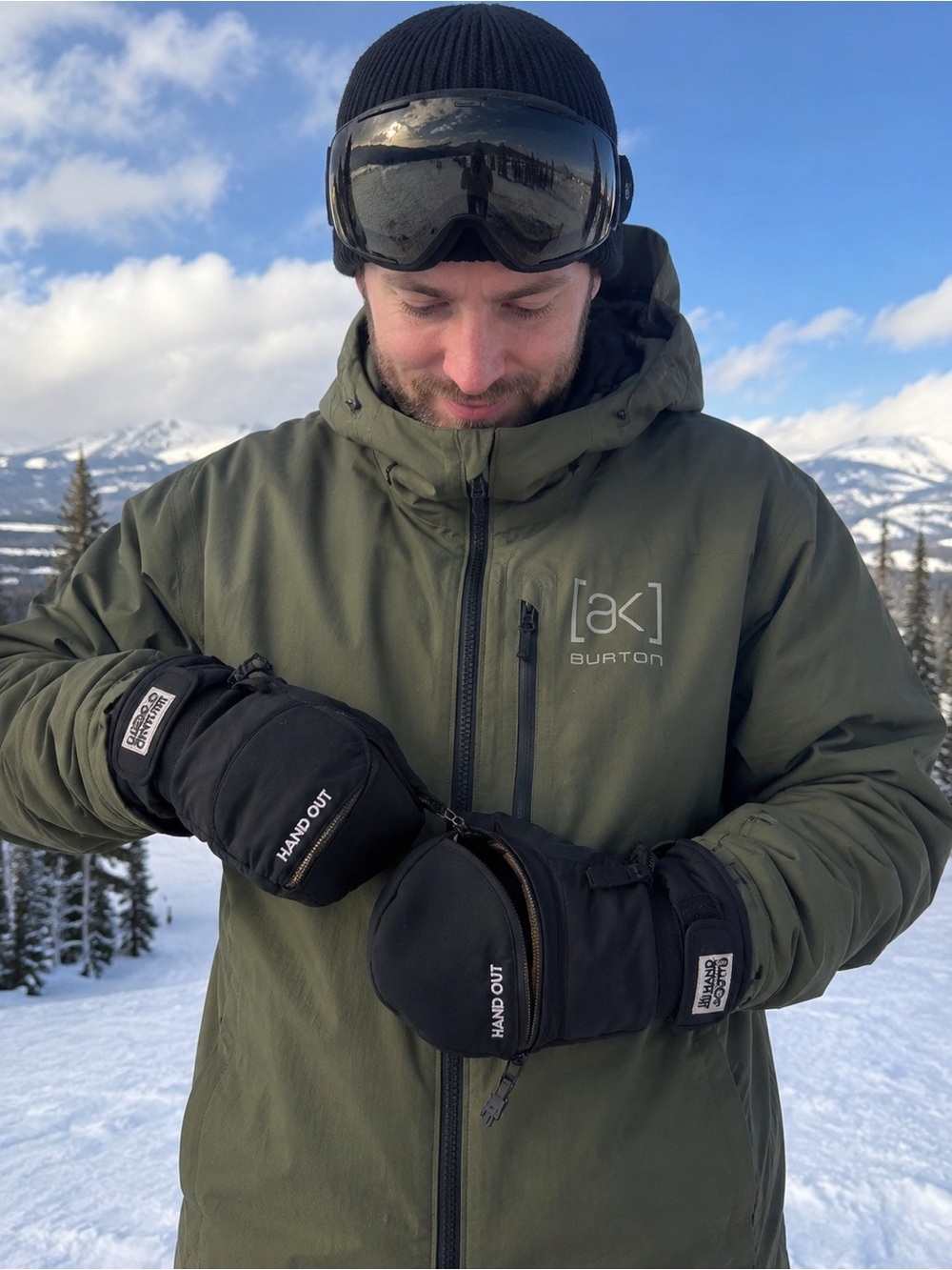 Hand Out Sports Black Insulated Ski & Snowboard Mittens | Touch Access Zipper